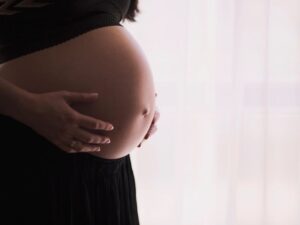 When to Start Drinking Okra Water During Pregnancy